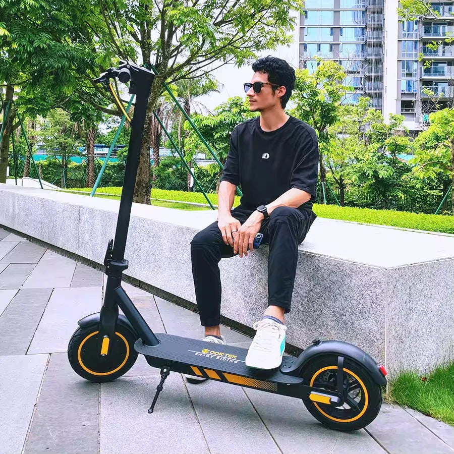E Scooter Adult Folding Fast Electric Scooter 250w Big Powerful E-Scooter V10
