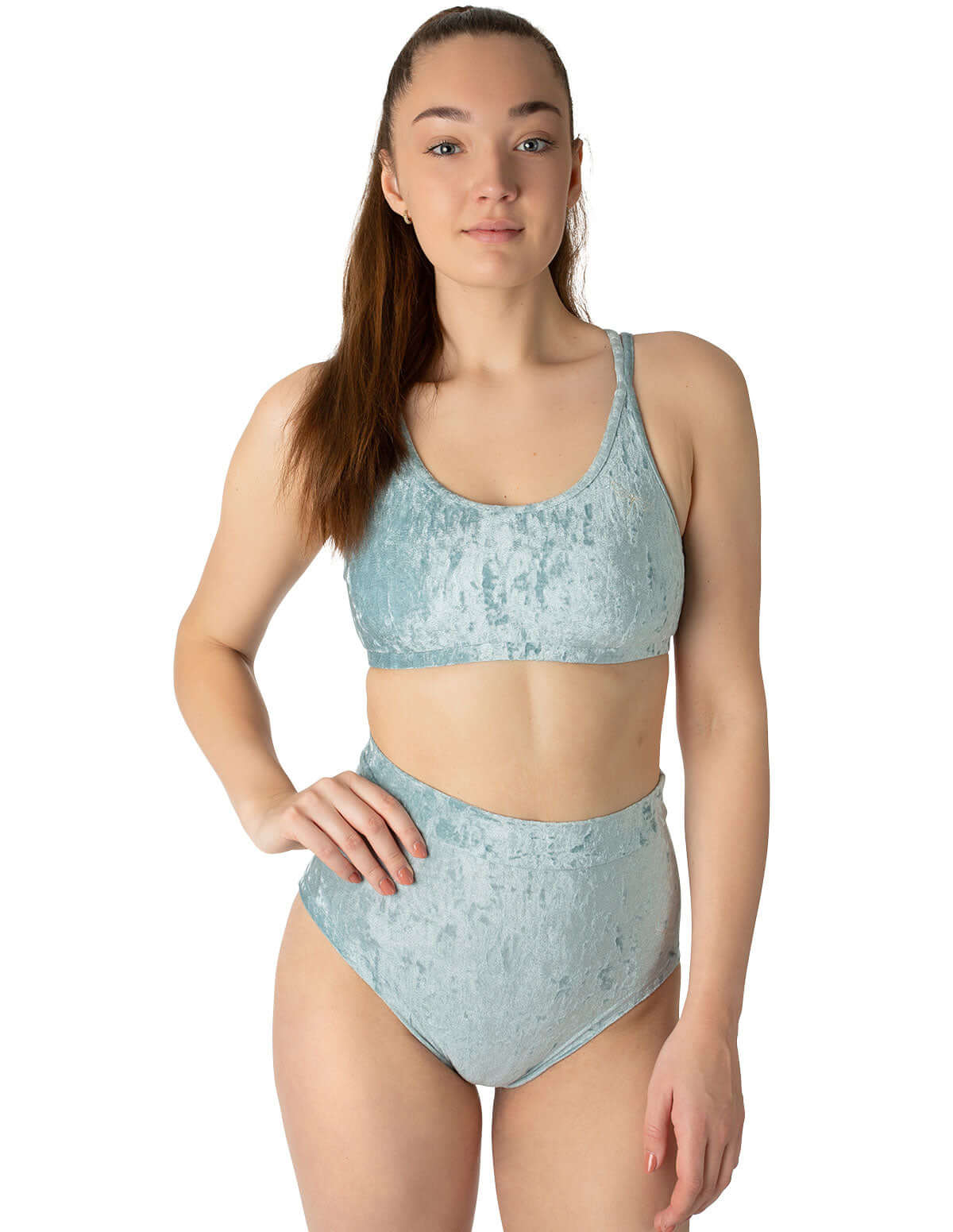 Turkos sammet aktiv-BH med breda axelband och mjukt stretchmaterial, andningsbar och fukttransporterande.