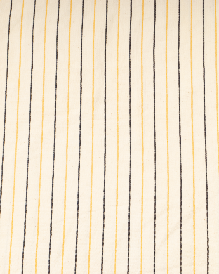 Vit och gulrandig hooded strandponcho i återvunnen bomull, herrmodell.