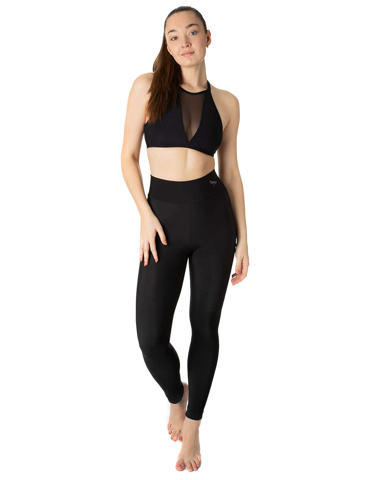 Svarta högmidjade leggings med smickrande passform och elastisk midja, värmande material.