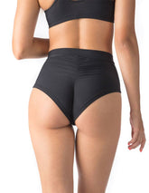 Svarta träningsshorts med scrunch-detalj och hög midja, figurnära passform.