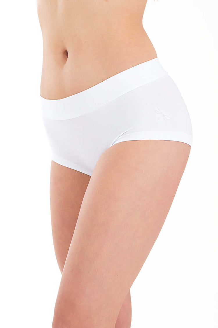 Vita stretchiga dansshorts med bred midjeresår och slät finish.